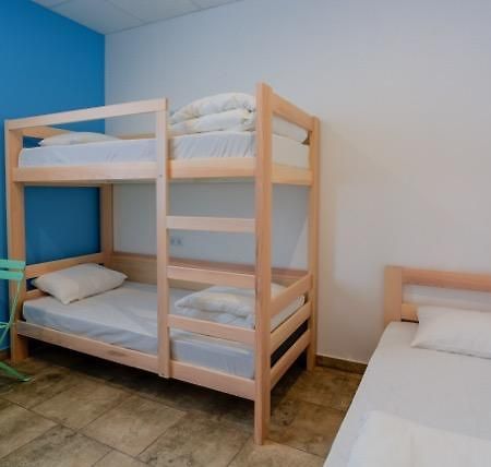 Comfort Hotel & Hostel Zaporizhia Exterior photo